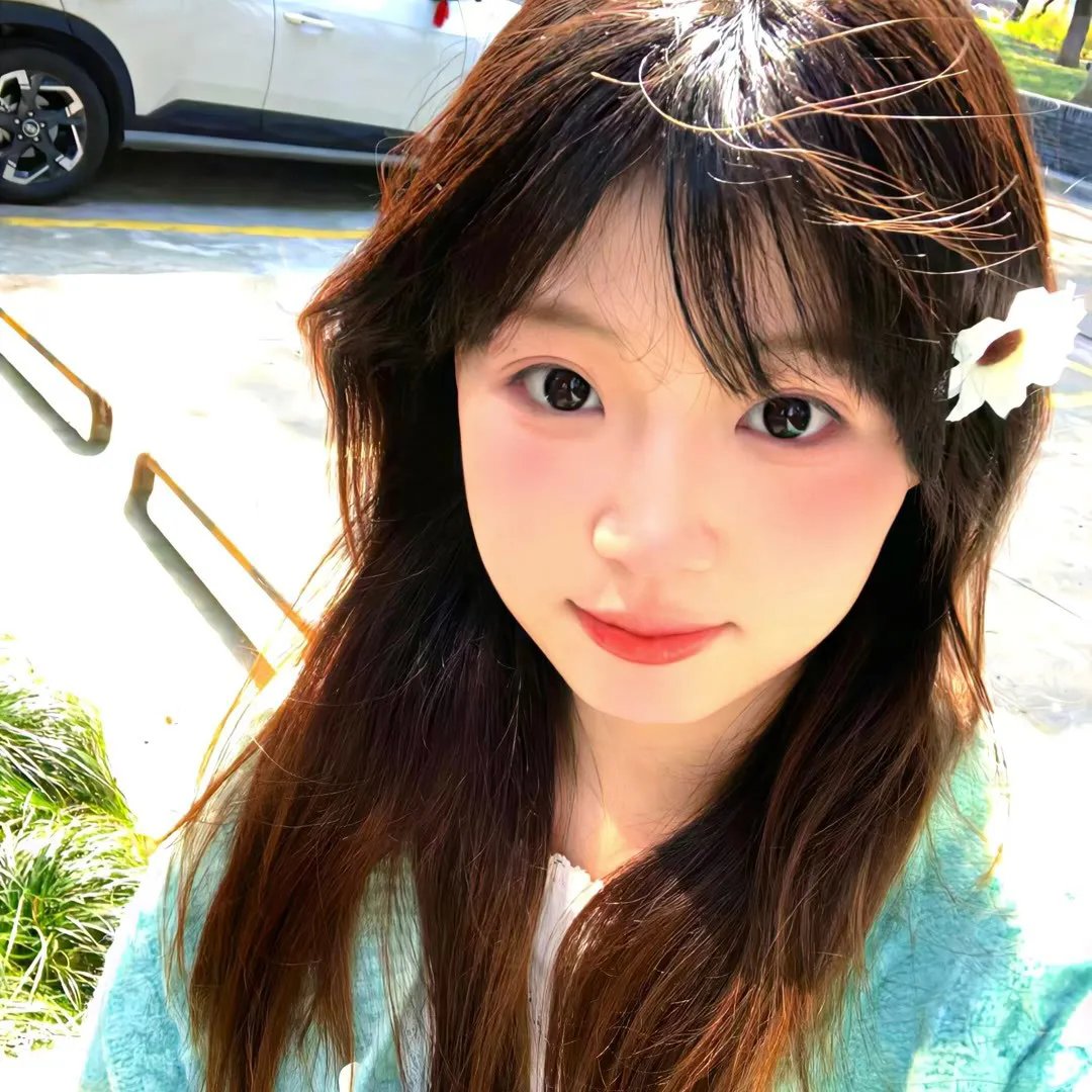 玉女桃花满堂红
